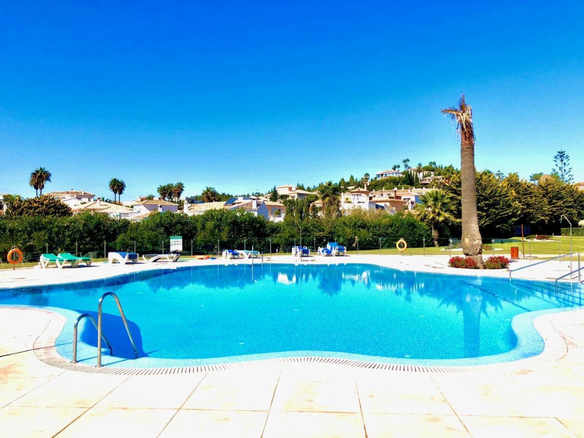 Lovely Sea Views Apartment On La Costa Del Sol El Faro Exterior photo